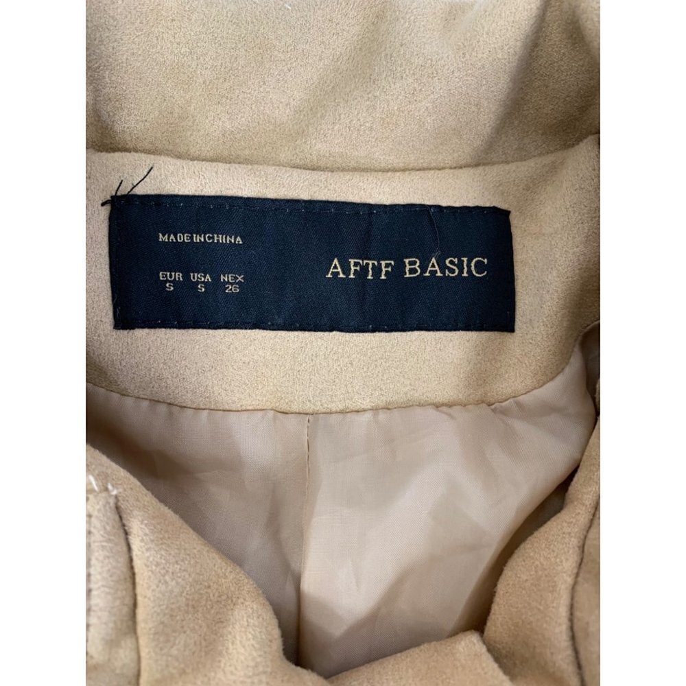 AFTF Basic Women's Cropped Jacket - Picture 3 of 5